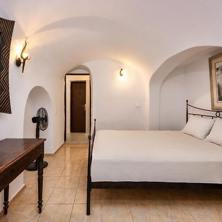 Lava Suites & Lounge Fira  Zewnętrze zdjęcie