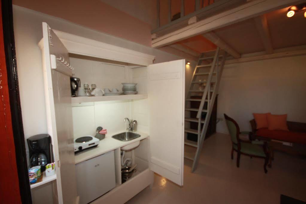 Lava Suites & Lounge Fira  Zewnętrze zdjęcie